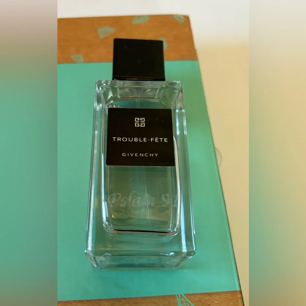 Givenchy Trouble-Fête *One-of-Kind* Sale - Picture 4 of 13